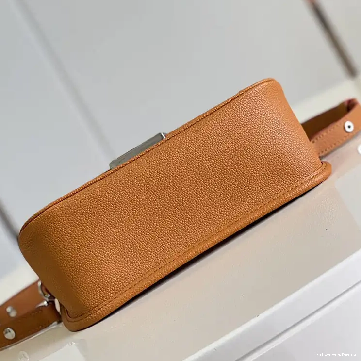 Fashionreps Bag 2209HT0010 LV 0821